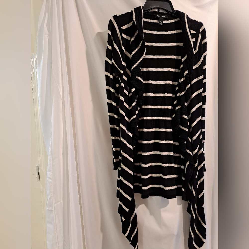 White house Black Market sweater